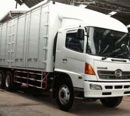 Vận chuyển và giao nhận hàng hóa bằng xe tải 8 tấn